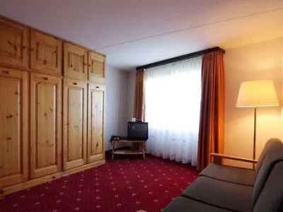 Hotel Club Only - By Mountain 3*