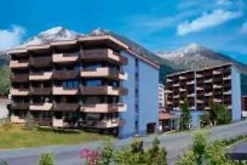 Hotel Club Only - By Mountain