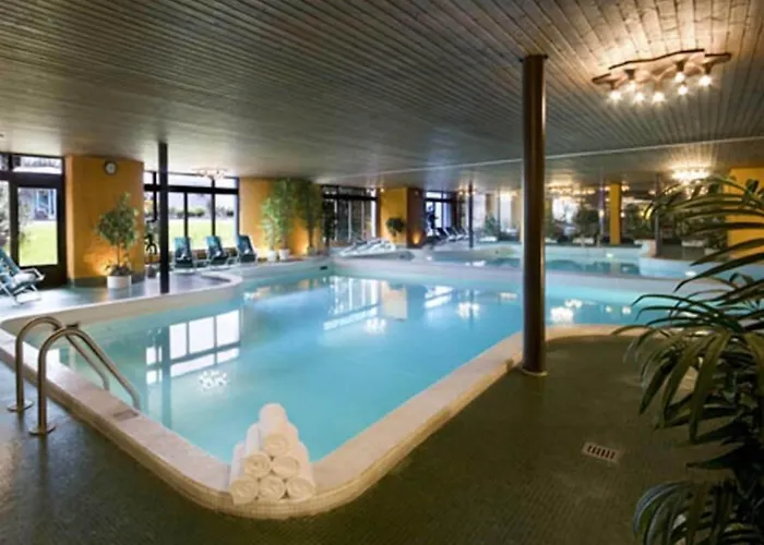 Club Only - By Mountain 3* Davos