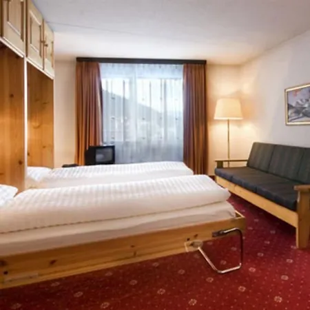 Club Only - By Mountain Davos